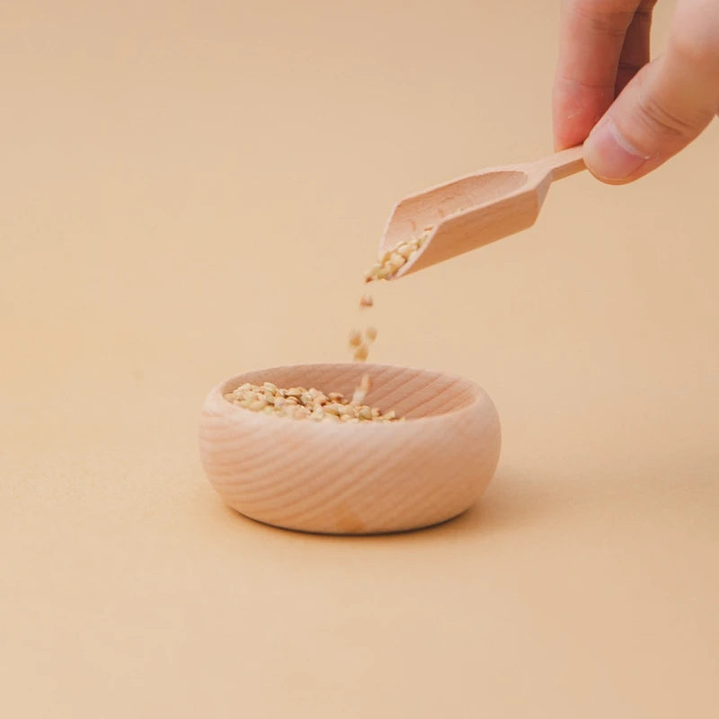 Discover our Babylove CE-certified Wooden Montessori Sand Play Set, ideal for children aged 3-14 years. Made from solid beech wood, this sensory play set includes sand and grain bowl holders, perfect for hands-on, organic learning. Unisex design, always use with adult supervision