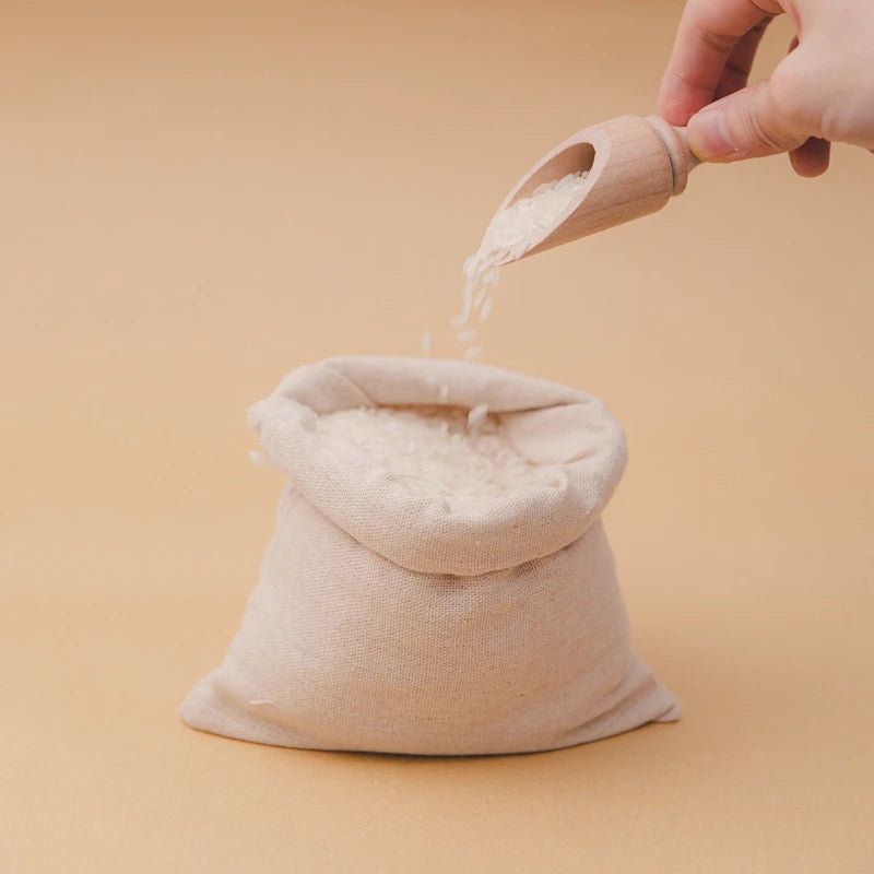 Discover our Babylove CE-certified Wooden Montessori Sand Play Set, ideal for children aged 3-14 years. Made from solid beech wood, this sensory play set includes sand and grain bowl holders, perfect for hands-on, organic learning. Unisex design, always use with adult supervision