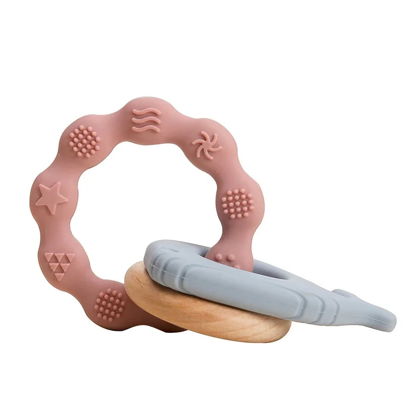 Introducing our Bubebaby Babylove Teether Bracelet, crafted from safe, BPA-free silicone, ideal for ages 0-36 months. This latex, nitrosamine, and phthalate-free teether offers effective tooth care in a fun, cartoon whimsical shape. Available in various colors and sizes, it comes conveniently bagged or boxed for easy gifting.