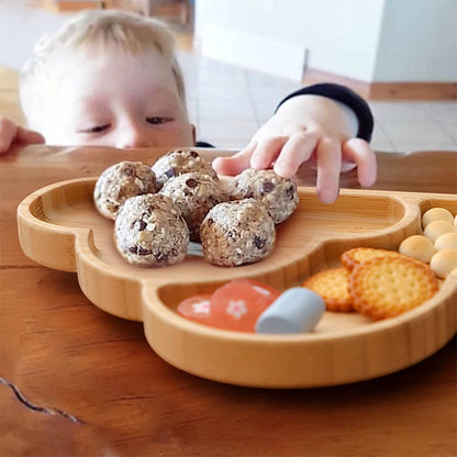 Eco-friendly Bubebaby Babylove 6-piece/7-piece Bamboo and Silicone Dinnerware Set for babies aged 6 months to 6 years. Made from BPA-free silicone and bamboo wood, this set includes a bowl, plate, fork, spoon, and teething toys, providing a safe and healthy mealtime experience. Certified by CE, EU, CIQ, and other standards for safety and quality