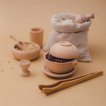 Discover our Babylove CE-certified Wooden Montessori Sand Play Set, ideal for children aged 3-14 years. Made from solid beech wood, this sensory play set includes sand and grain bowl holders, perfect for hands-on, organic learning. Unisex design, always use with adult supervision