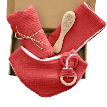 Discover our  Bib, crafted from soft cotton for babies. Ideal for ages 0-36 months, this unisex bib features a solid pattern and serves multiple purposes: a triangle scarf, feeding bib, and burp cloth. Weighing 306g, it's a versatile and essential addition to any baby’s mealtime routine