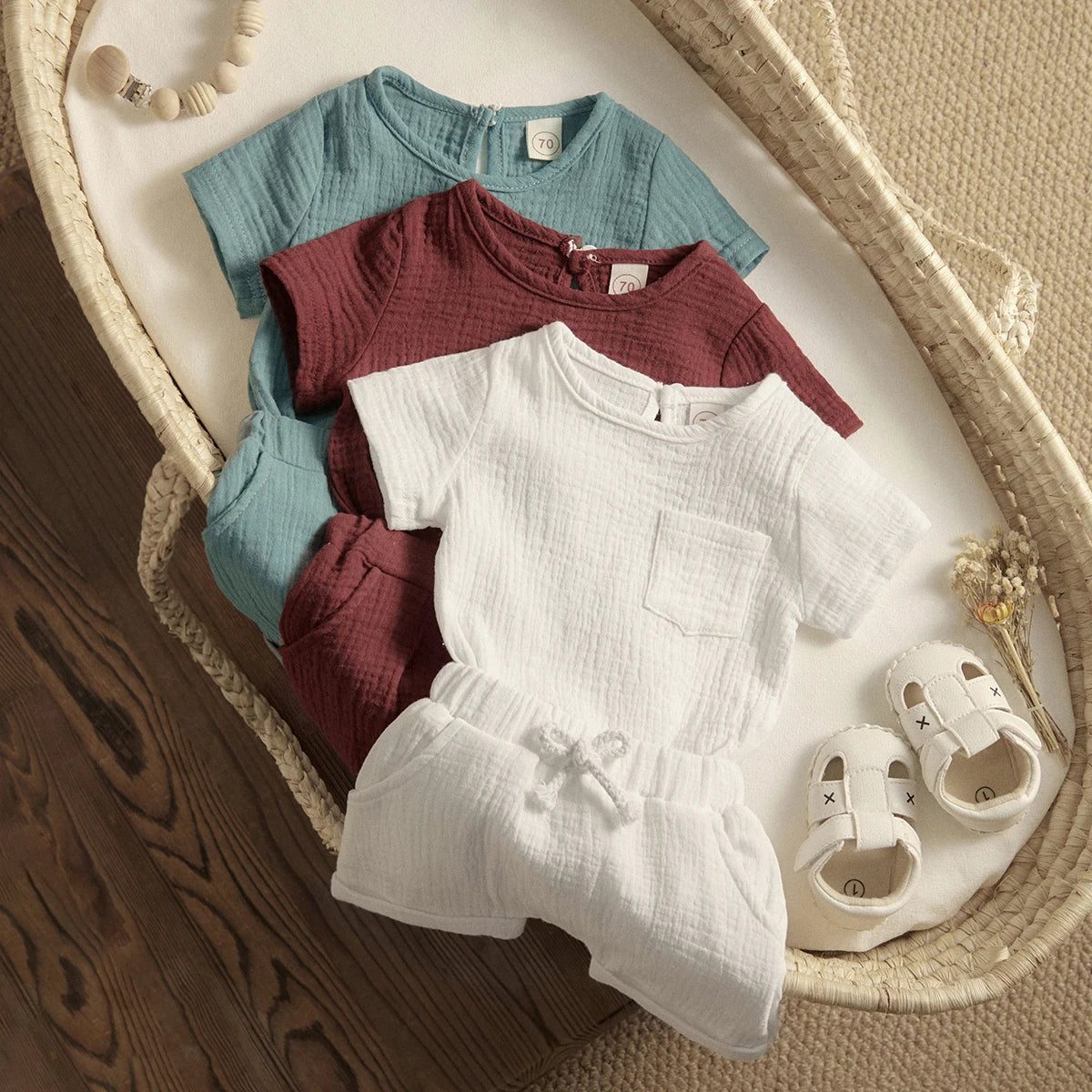 Shop our Stylish and comfortable outfits from Bubebaby, designed for children aged 0-6 years. Perfect for summer, these unisex sets are made from high-quality cotton linen and polyester, ensuring breathability and comfort. Features include a classic O-neck collar, regular short sleeves, and a pullover closure.