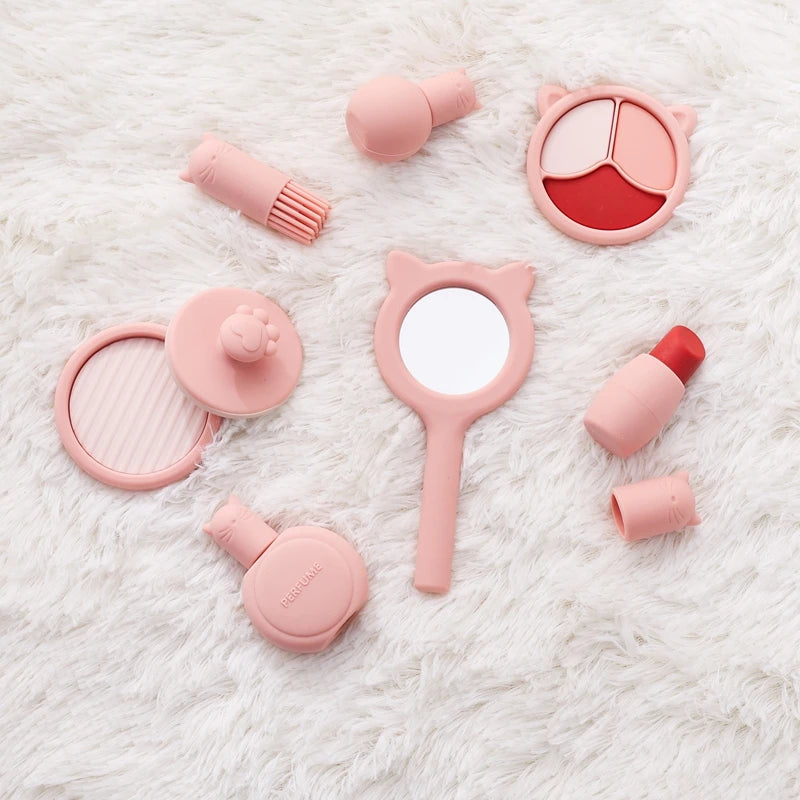 Discover our CE-certified silicone makeup cosmetics set, perfect for ages 3-6. Safe and chemical-free, this play set encourages creativity and imaginative play, allowing little ones to explore their style in a fun, secure way. Ideal for budding beauty enthusiasts babylove montessori
