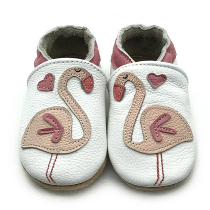 Bubebaby BabyLove Cow Leather First Walker Booties, featuring a classic design with a comfortable fit for early walkers. The booties are equipped with a flexible sole to support baby’s first steps. They come in a versatile colors, making them a stylish and practical choice for little ones