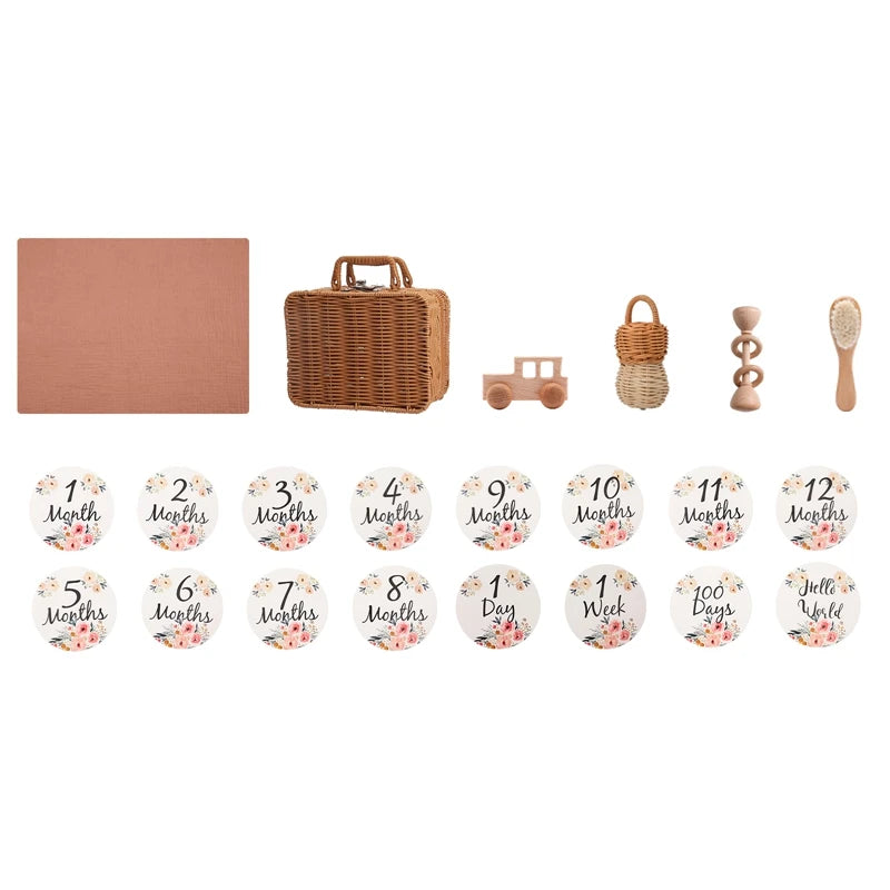 Discover the Montessori BabyLove Gift Set at BubeBaby, perfect for infants and toddlers. This unisex set includes classic bath toys like rubber ducks and boats. Ideal for 0-6 months, it promotes sensory development and makes a thoughtful gift. Note: Keep away from fire 