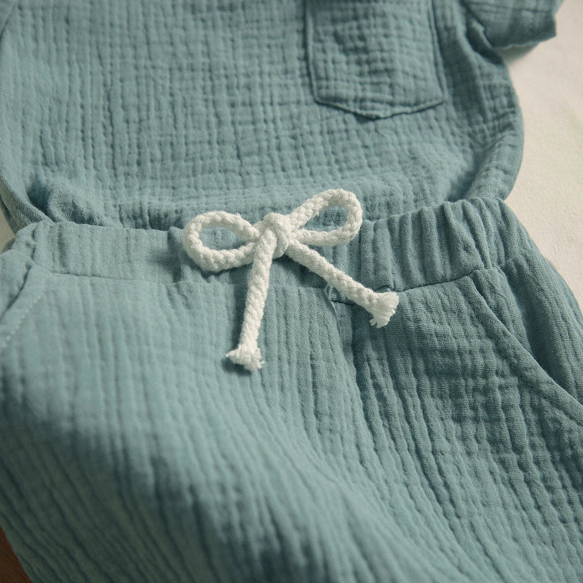 Shop our Stylish and comfortable outfits from Bubebaby, designed for children aged 0-6 years. Perfect for summer, these unisex sets are made from high-quality cotton linen and polyester, ensuring breathability and comfort. Features include a classic O-neck collar, regular short sleeves, and a pullover closure.