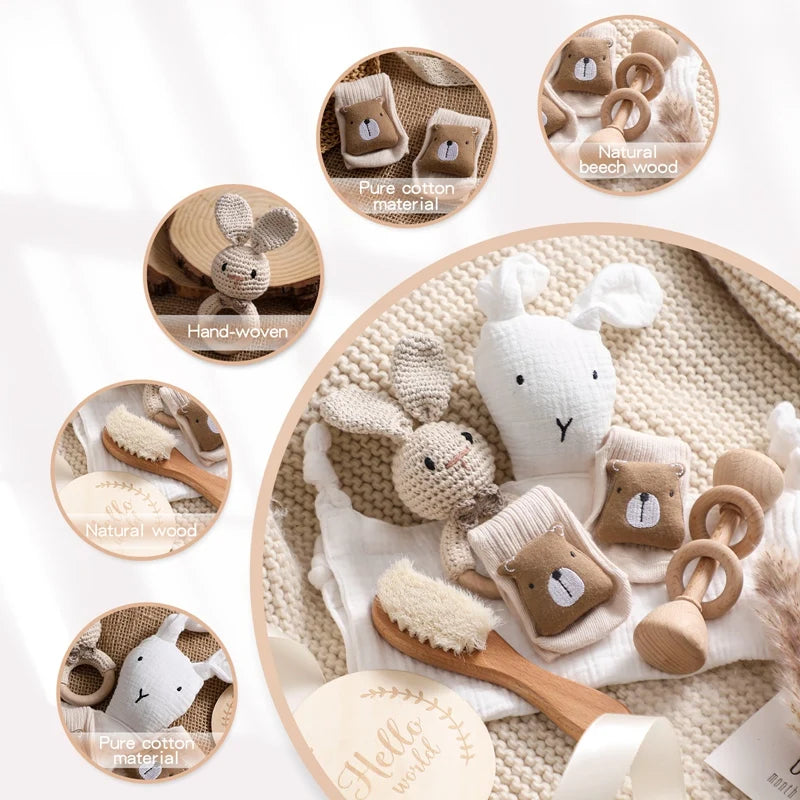 Discover the Montessori BabyLove Bath Set at BubeBaby, featuring a square bath towel and assorted gifts in a gift box. Designed for newborns (0-6 months), this unisex set includes a drooling towel, making bath time convenient and cozy. Lightweight at 250g, it’s perfect for your baby’s early days