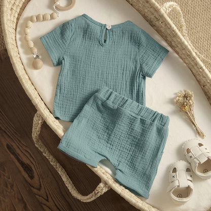 Shop our Stylish and comfortable outfits from Bubebaby, designed for children aged 0-6 years. Perfect for summer, these unisex sets are made from high-quality cotton linen and polyester, ensuring breathability and comfort. Features include a classic O-neck collar, regular short sleeves, and a pullover closure.