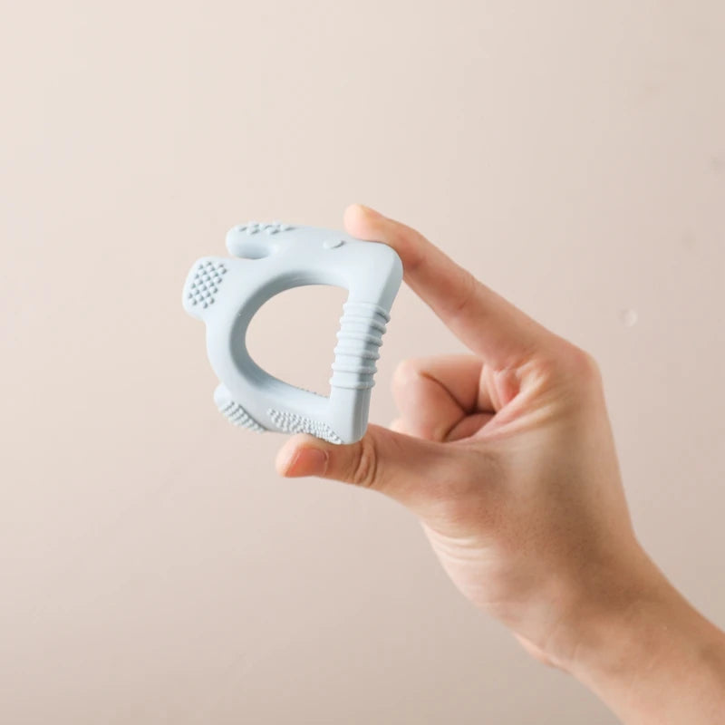 Safe and durable Babylove teether by Bubebaby for babies aged 0-36 months, free from latex, nitrosamines, phthalates, BPA, and PVC. Packed as a single item and designed with baby safety in mind